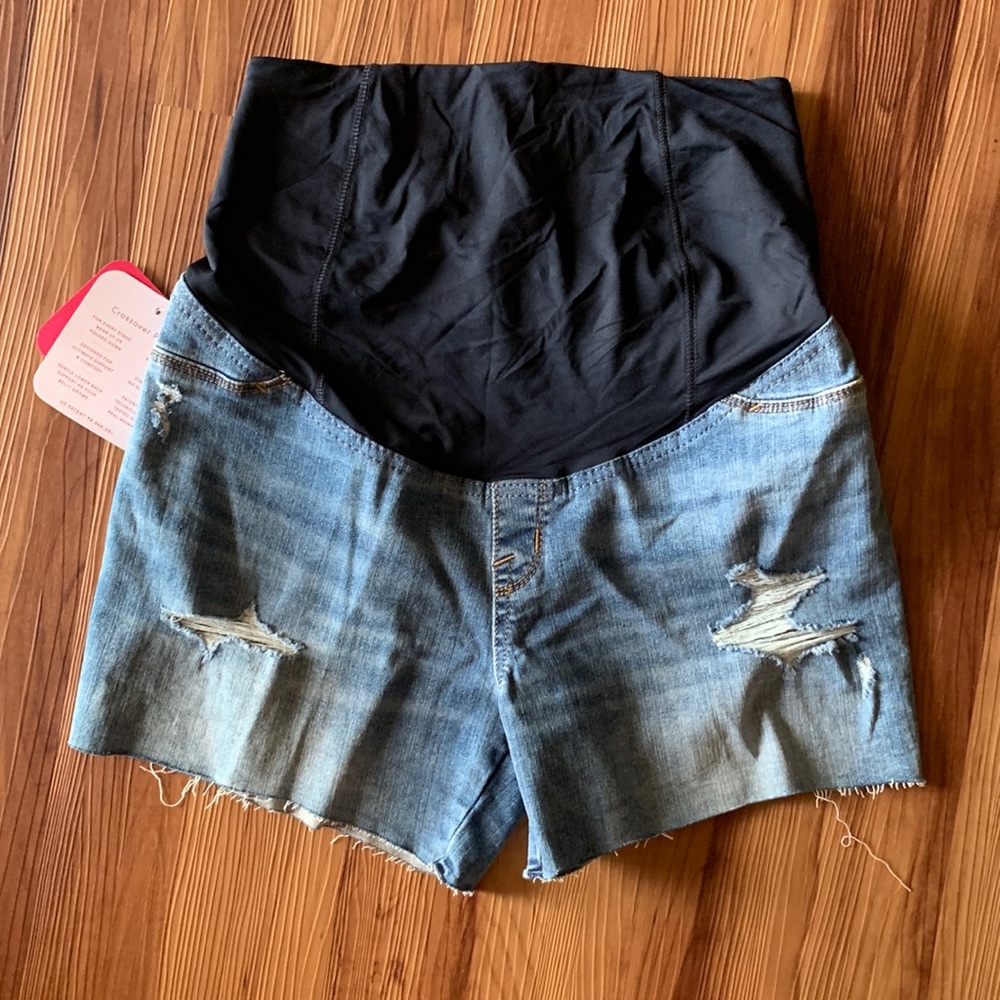 Isabel Maternity midi short NWT